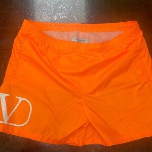 Valentino V logo swim shorts size 52 (xl) orange